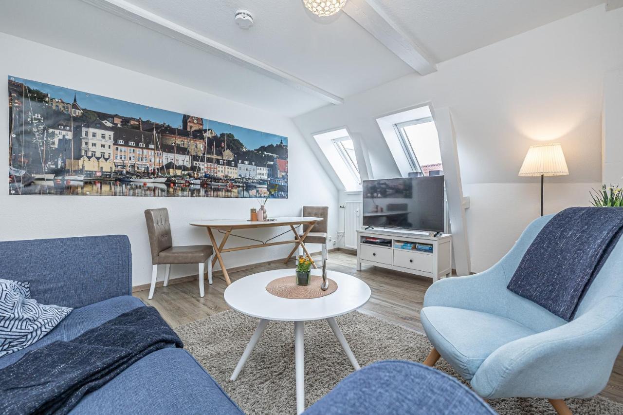 פלאנסבורג Fewo1846 - Im Sonnenhof - Komfortable 2-Zimmer-Wohnung Im Stadtzentrum מראה חיצוני תמונה