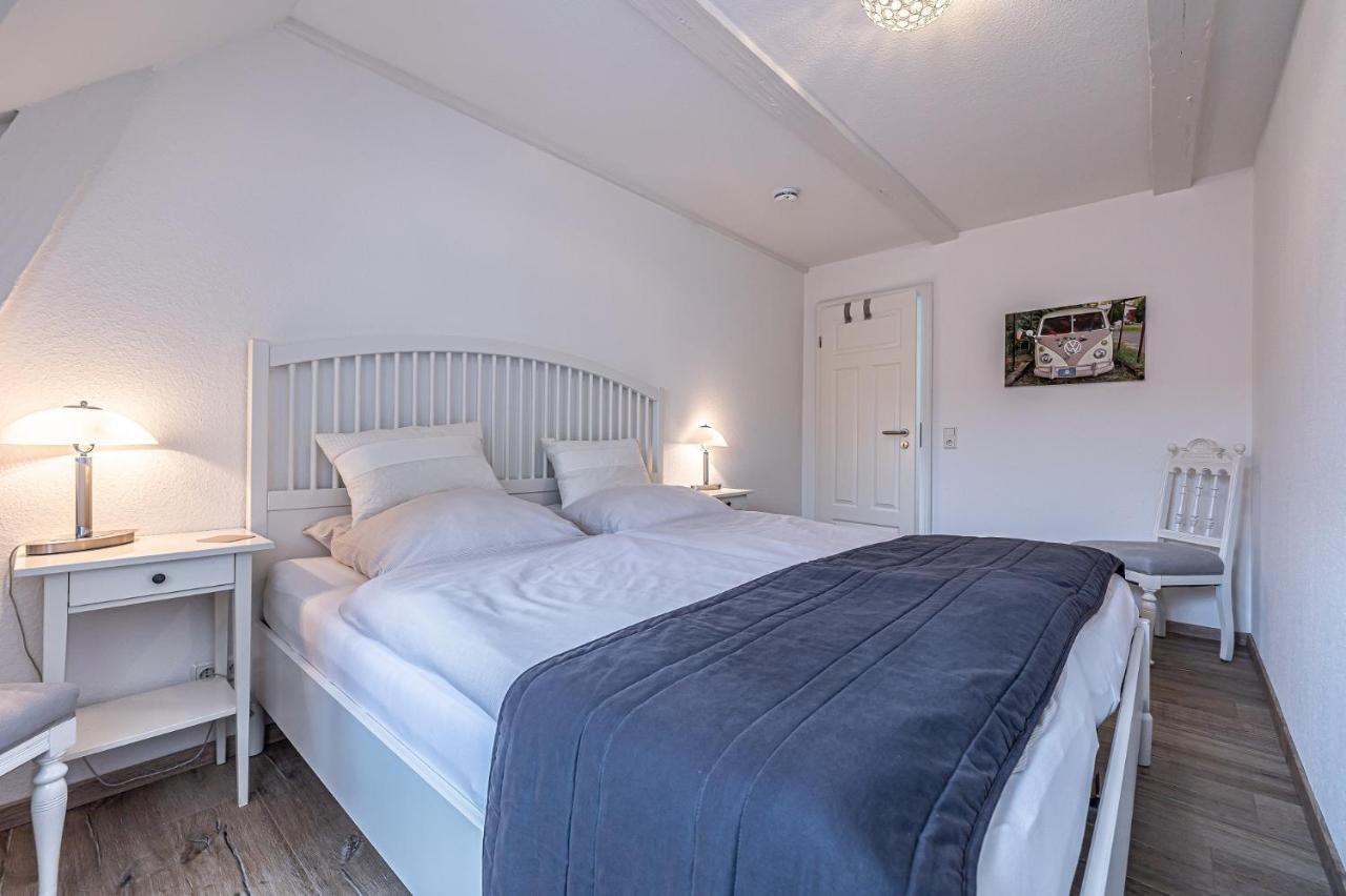 פלאנסבורג Fewo1846 - Im Sonnenhof - Komfortable 2-Zimmer-Wohnung Im Stadtzentrum מראה חיצוני תמונה