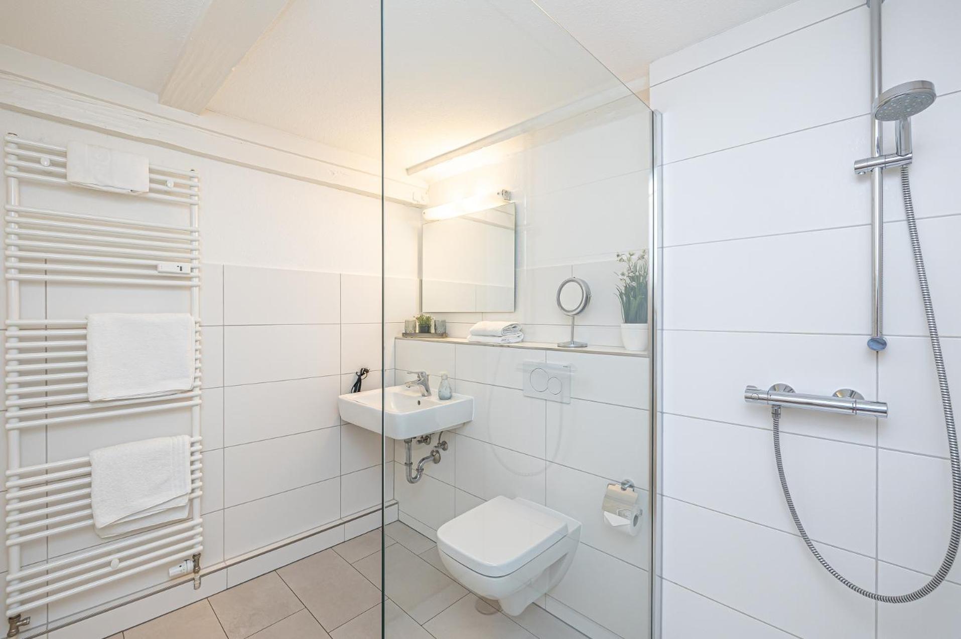 פלאנסבורג Fewo1846 - Im Sonnenhof - Komfortable 2-Zimmer-Wohnung Im Stadtzentrum מראה חיצוני תמונה